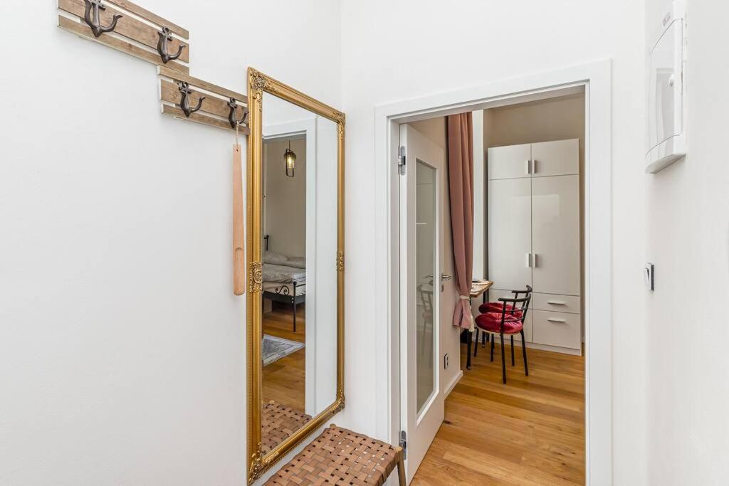 Cozy Quiet New Apartment In Karlin Square Praha Exteriér fotografie